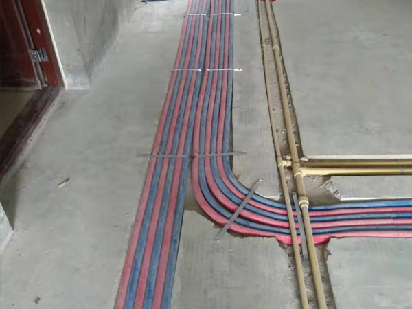 暖氣施工現(xiàn)場-2